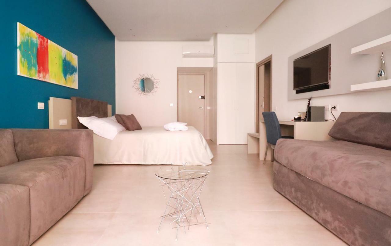 Toledo 16 Luxury 3* Naples